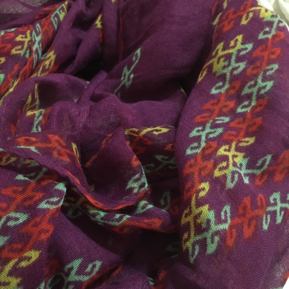 2 scarves; black and white & purple multicolored - Picture 6 of 6